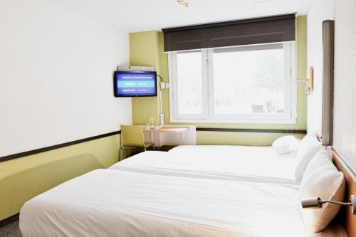 ibis budget Wrocław Stadion - image 8