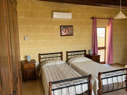 4 Bedroom Holiday Home with Private Pool 4 Bedroom Holiday Home with Private Pool