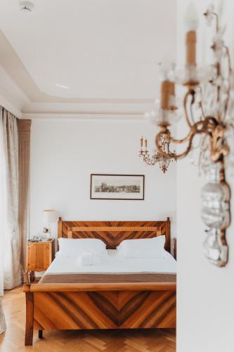 Suite with City View