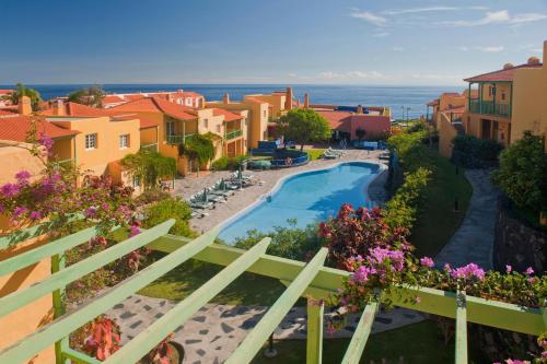 Apartamentos La Caleta