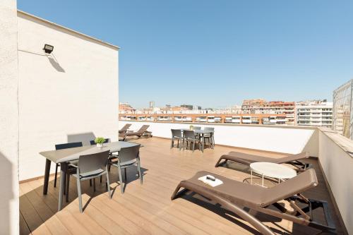 Ola Living Poblenou Beach 2