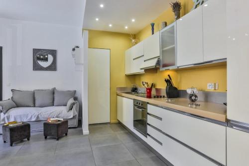 FRANCE 82 D - 2 rooms - Terrace - 1 min to the Sea, Nice (fotografie 7)