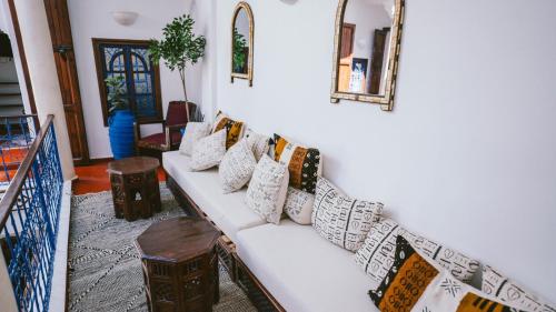 Riad KAN ZAMAN - image 12