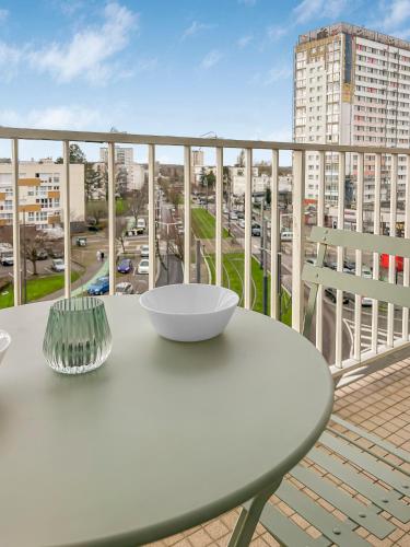 ทัศนียภาพ, Lumineux avec balcon & confort familial in อาร์เฟลอ