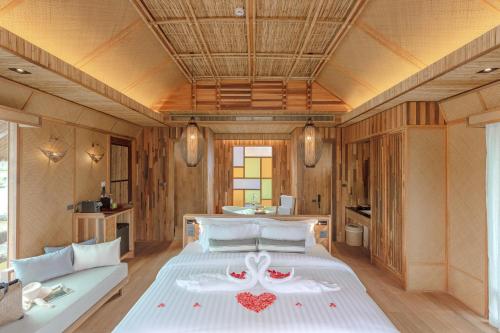 Facilities, Venice Krabi Villa Resort in Ao Num Mao Bay