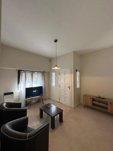 amplio departamento en la perla