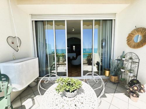 Appartement 2 pièces avec terrasse et vue mer, Nice (photo 5)