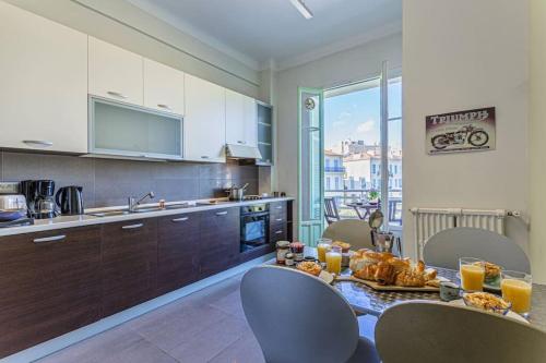 VICTOR HUGO - Beautiful Apartment - View over Garden, Nice (fotografie 10)