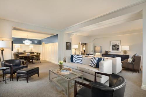 675137021 Fairmont Le Chateau Frontenac