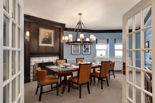 675138737 Fairmont Le Chateau Frontenac