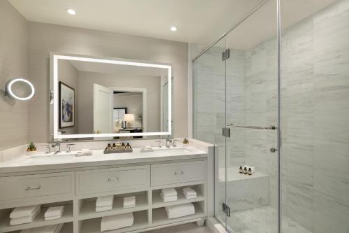 675139323 Fairmont Le Chateau Frontenac