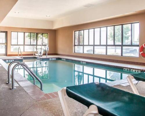 Comfort Inn & Suites Weatherford - image 14