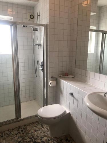 Bathroom, Beach-Stroll in Rosslare