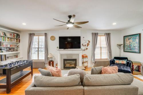 Elegant Pittsfield Home Near Downtown and Skiing! in Pittsfield (MA)