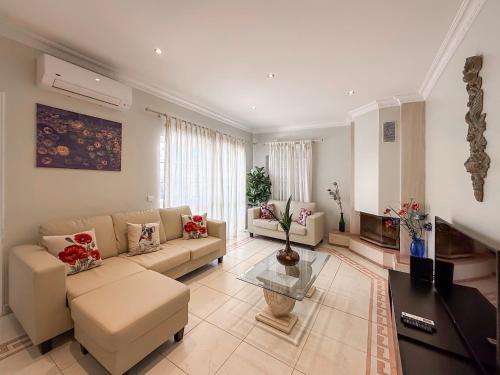 Luxury Holiday Villa Pescadinha near Beach, Albufeira