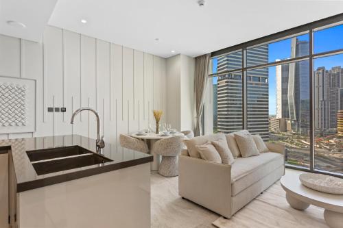 Modern 1Bedroom w Burj Khalifa view in Peninsula, Dubai (photo 9)