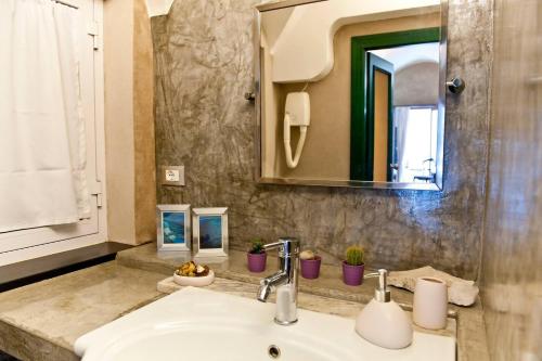 lovingenoa Natural - Light, Janov (fotografie 7)