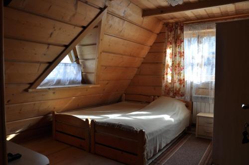 U Nas Pokoje Goscinne in กาเมียนเนียซ