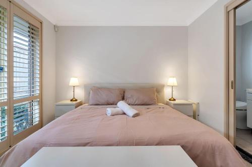 Tranquil 3BR Home, Water with Private Fenced Yard