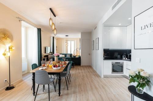 GESU - 2 bedroom in Old Town - Gesu Square, Nice (fotografie 8)