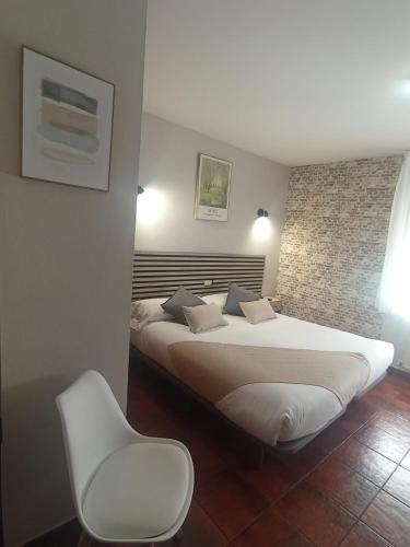 Puente Azud in อวิเลส