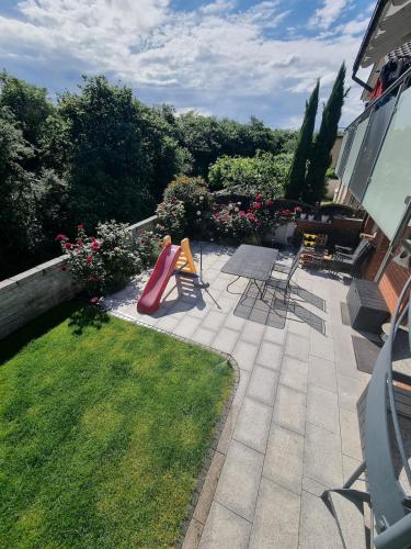 สวน, Herzstück in Reilingen 100m2 Ferienwohnung (Herzstuck in Reilingen 100m2 Ferienwohnung) in ไรลิงเกน