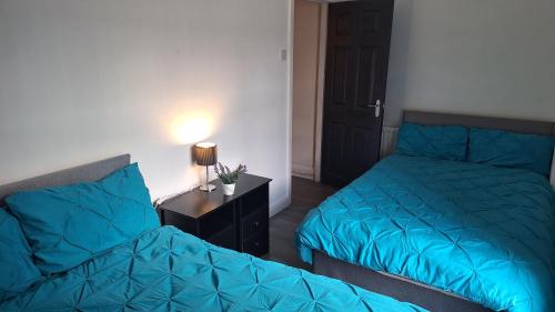 family house Sleeps 10, Liverpool (photo 7)