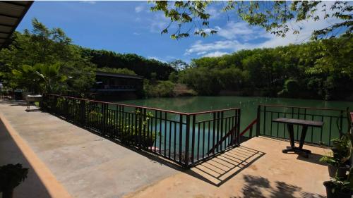 Lake View Resort