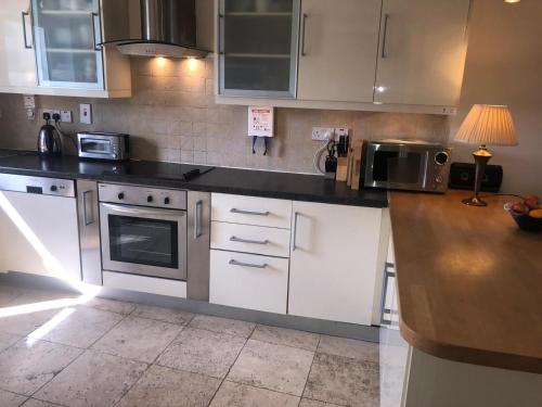 Kitchen, Beach-Stroll in Rosslare