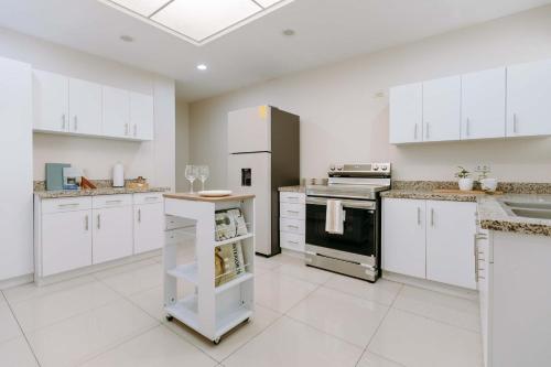 Apartment image 5