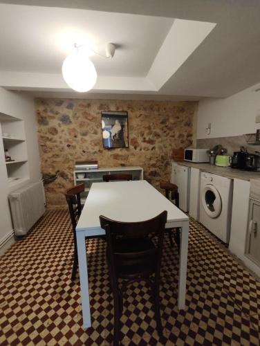 Filopappou 1 bedroom Flat - image 2