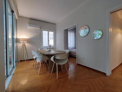Kolonaki 2 bedroom Flat - image 4