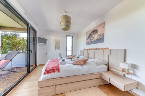 GuestReady - Chic Stay with Jacuzzi and Parking, Lyon (photo 10)