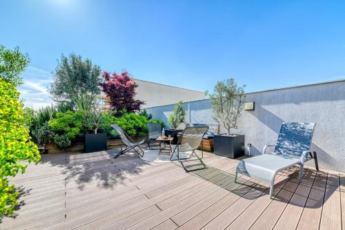 GuestReady - Chic Stay with Jacuzzi and Parking, Lyon (photo 3)