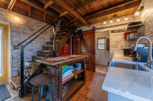 Hear the waves of Lake MI from Hot Tub - Dog Friendly - image 14