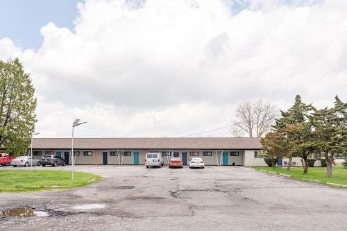 平面圖, Charming Room w Private Bath Wi-Fi in Brownstown in 密歇根州紹斯蓋特 (MI)