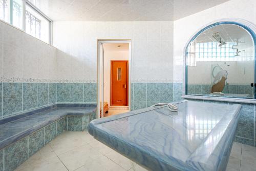 حمام, Mansión Vista Hermosa 5 Recamaras Todo Incluido (Mansion Vista Hermosa 5 Recamaras Todo Incluido) in Zona 1