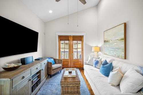 One-Bedroom House room in Ocean Ayer Carriage House by 30A Escapes