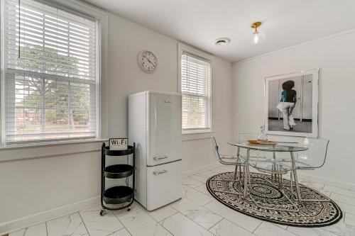 8 Mi to Beach Cozy Condo Getaway in Wilmington! 8 Mi to Beach Cozy Condo Getaway in Wilmington!