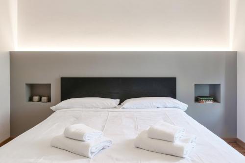 Two-Bedroom Apartment with Balcony image 7