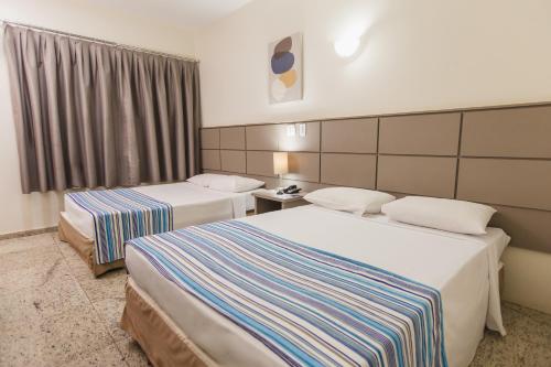 2 double beds