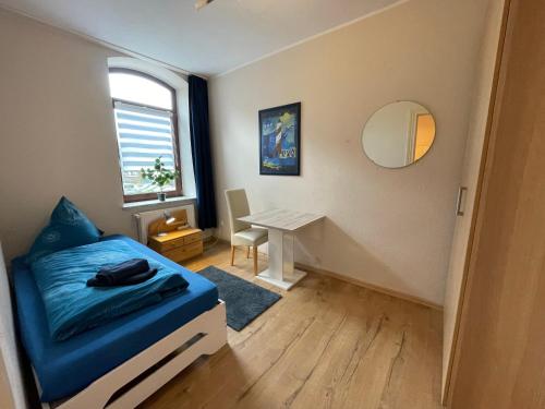 Gemütlich & Zentral - Familien-Oase mit Balkon,Waschmaschine, Trockner für 4 Personen, Bremerhaven (Foto 3)