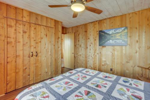 Panoramic Mountain-View Retreat with Hot Tub and Deck! - image 14