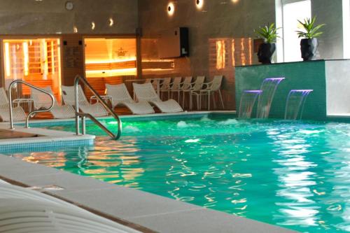 . Astoria Hotel & SPA