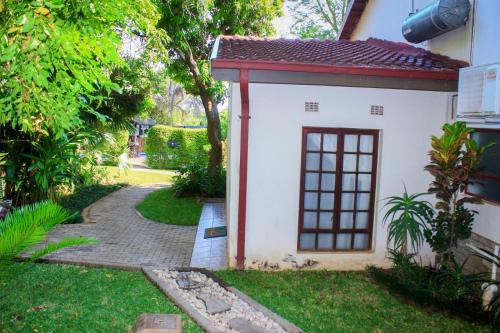 Ankuweni Guest house in คียานี