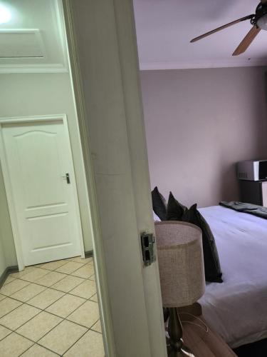 The Hills at 1 Meeu The Hills at 1 Meeu