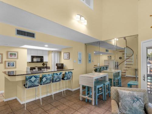 Hidden Dunes Cottage 213 by Newman-Dailey in Destin (FL)