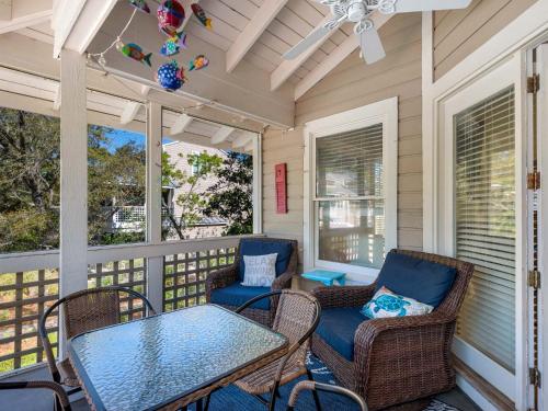 Hidden Dunes Cottage 213 by Newman-Dailey in Destin (FL)
