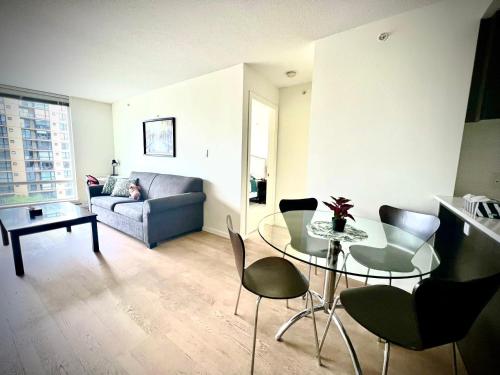 Fabulous and convenient 2B2B close to Richmond center