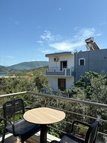 Xhonis Apartments - image 5